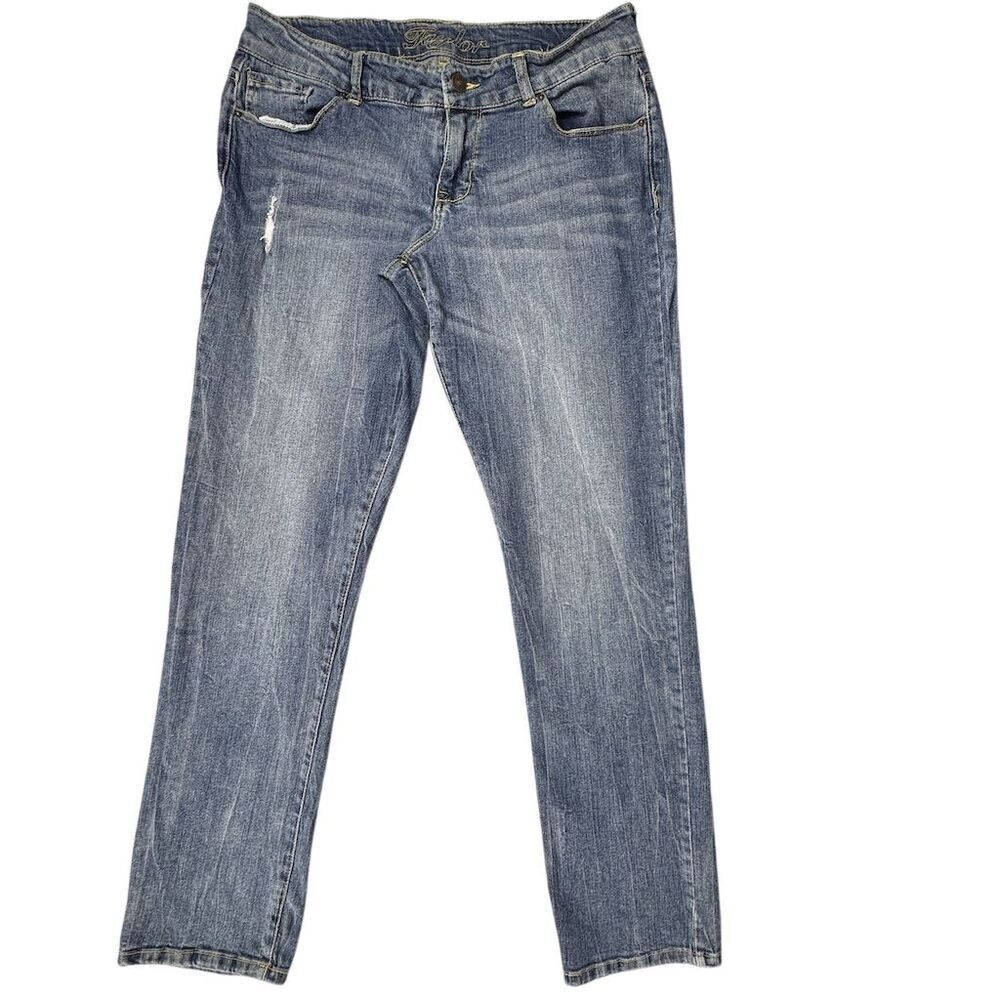 Delia's “Taylor” Women's Distressed “Taylor” Jeans Size 13 Light Wash Blue Denim